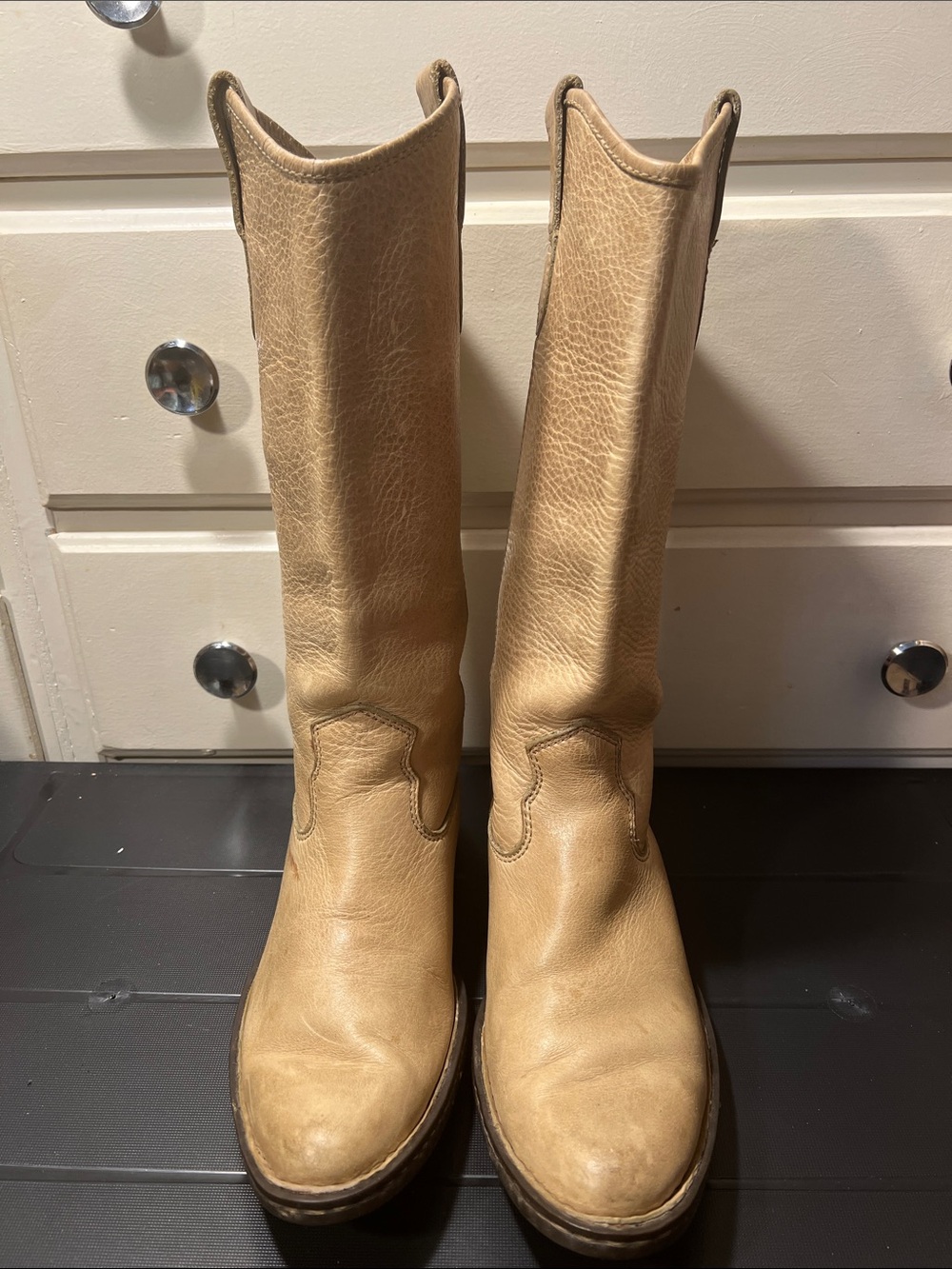Born Tan Grain Leather Mid-Calf Pull-On Boots Size 8 - Picture 2 of 10